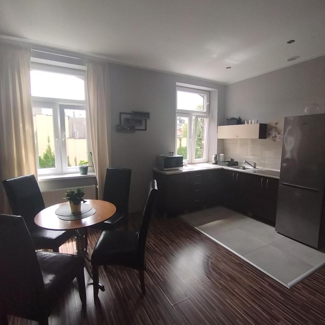 Apartament Rycerska Walbrzych Ngoại thất bức ảnh