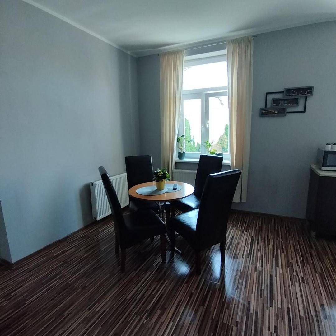 Apartament Rycerska Walbrzych Ngoại thất bức ảnh